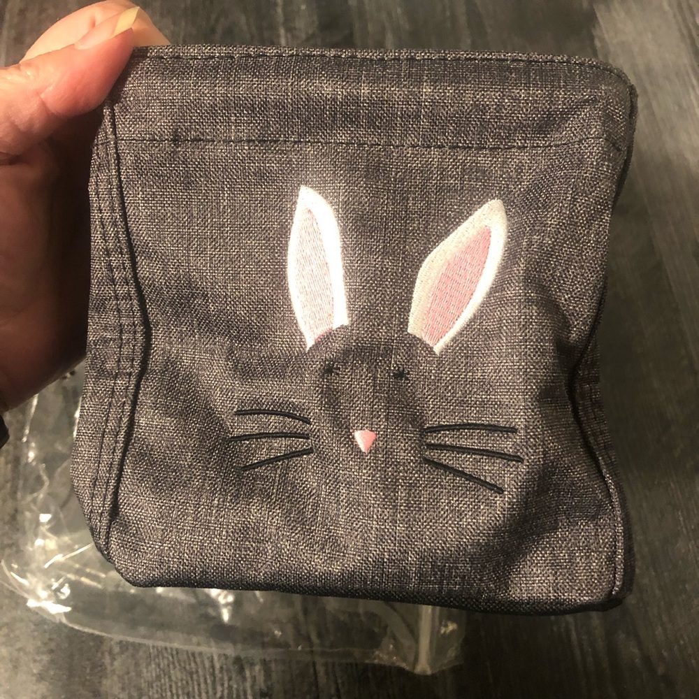 Thirty-One Bunny Face NOP